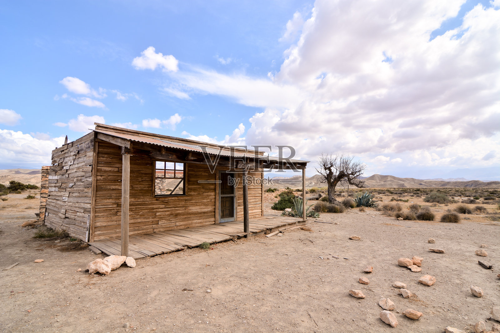 西班牙阿尔梅里亚省的塔伯纳沙漠照片摄影图片