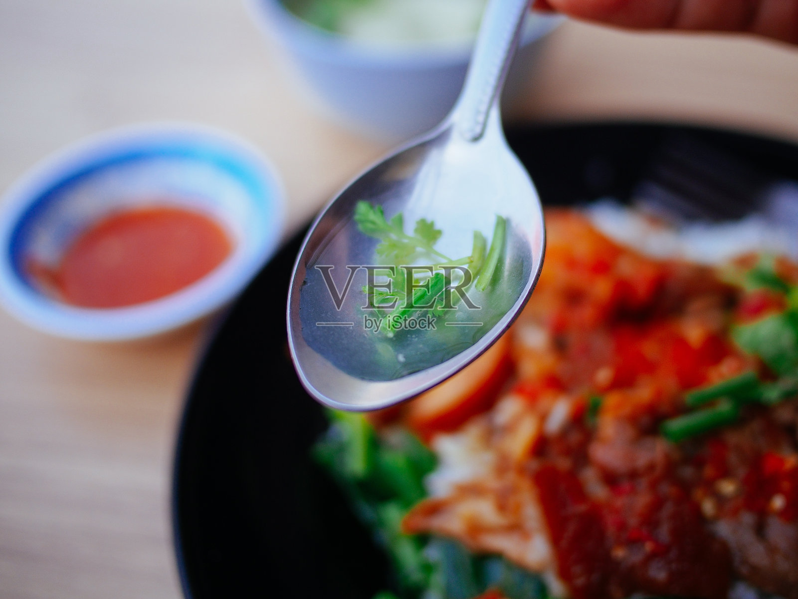 泰国米饭配甜五花肉照片摄影图片