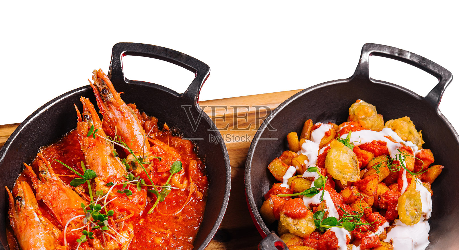 现煮的辣番茄酱虾和面糊鱼照片摄影图片