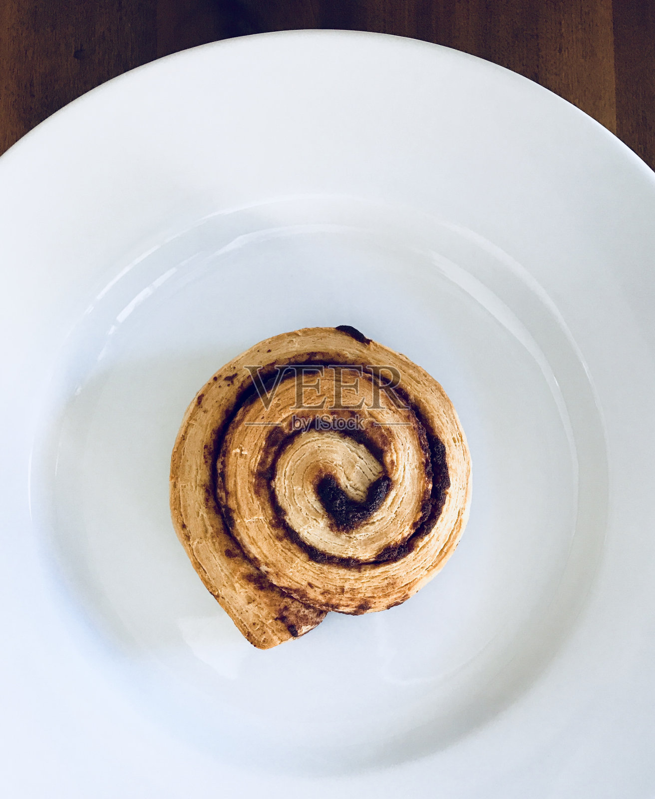 爱肉桂卷——心在中心照片摄影图片