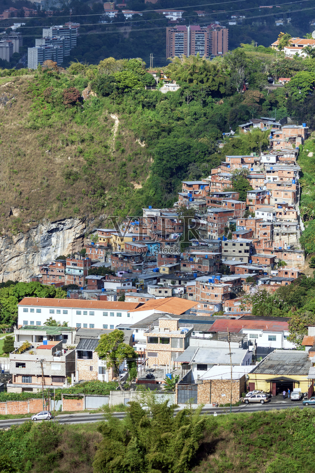 加拉加斯的城市景观建筑和山丘照片摄影图片