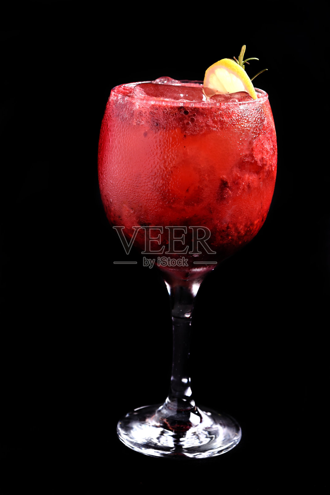 红色水果饮料和柑橘类饮料清爽天然果汁形象照片摄影图片