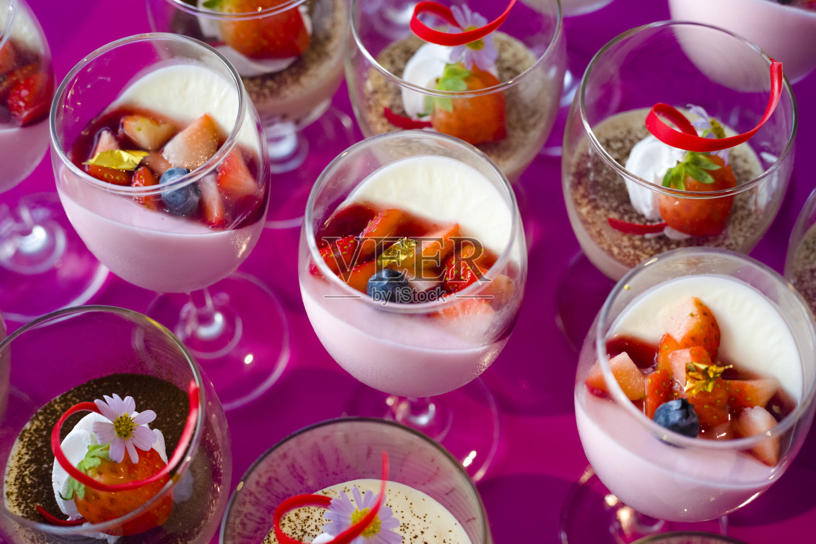 泰国情人节的甜点照片摄影图片