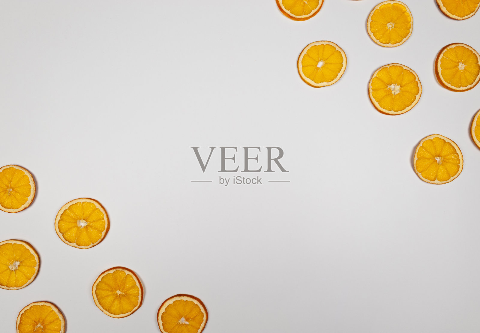 干橙片，白色背景。圣诞节作文，新年作文，冬天作文。照片摄影图片