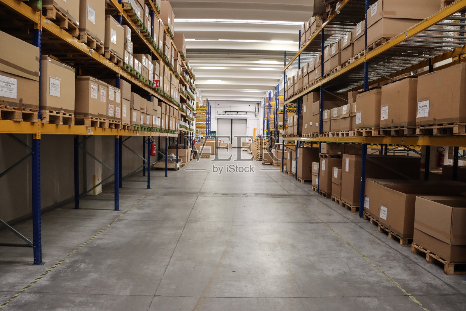 仓库照片摄影图片