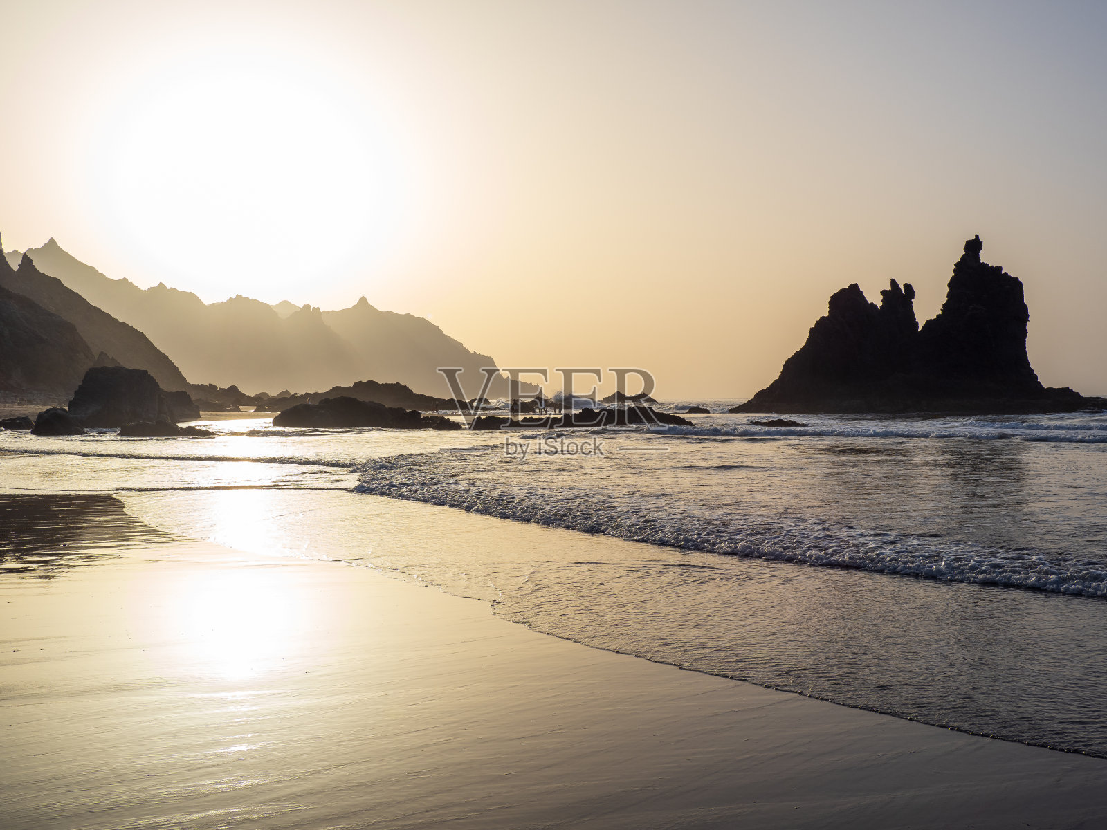 特内里费岛上的贝尼霍海滩照片摄影图片