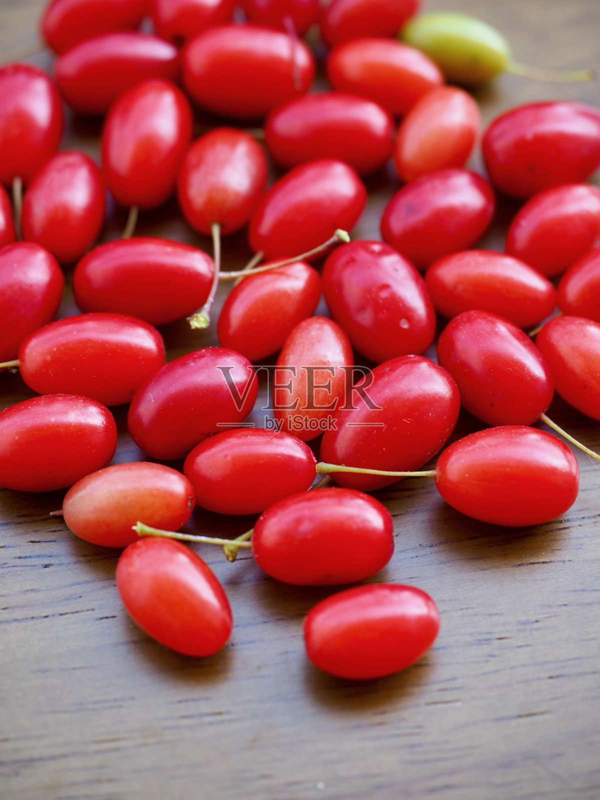 新鲜有机山茱萸果，食品照片摄影图片