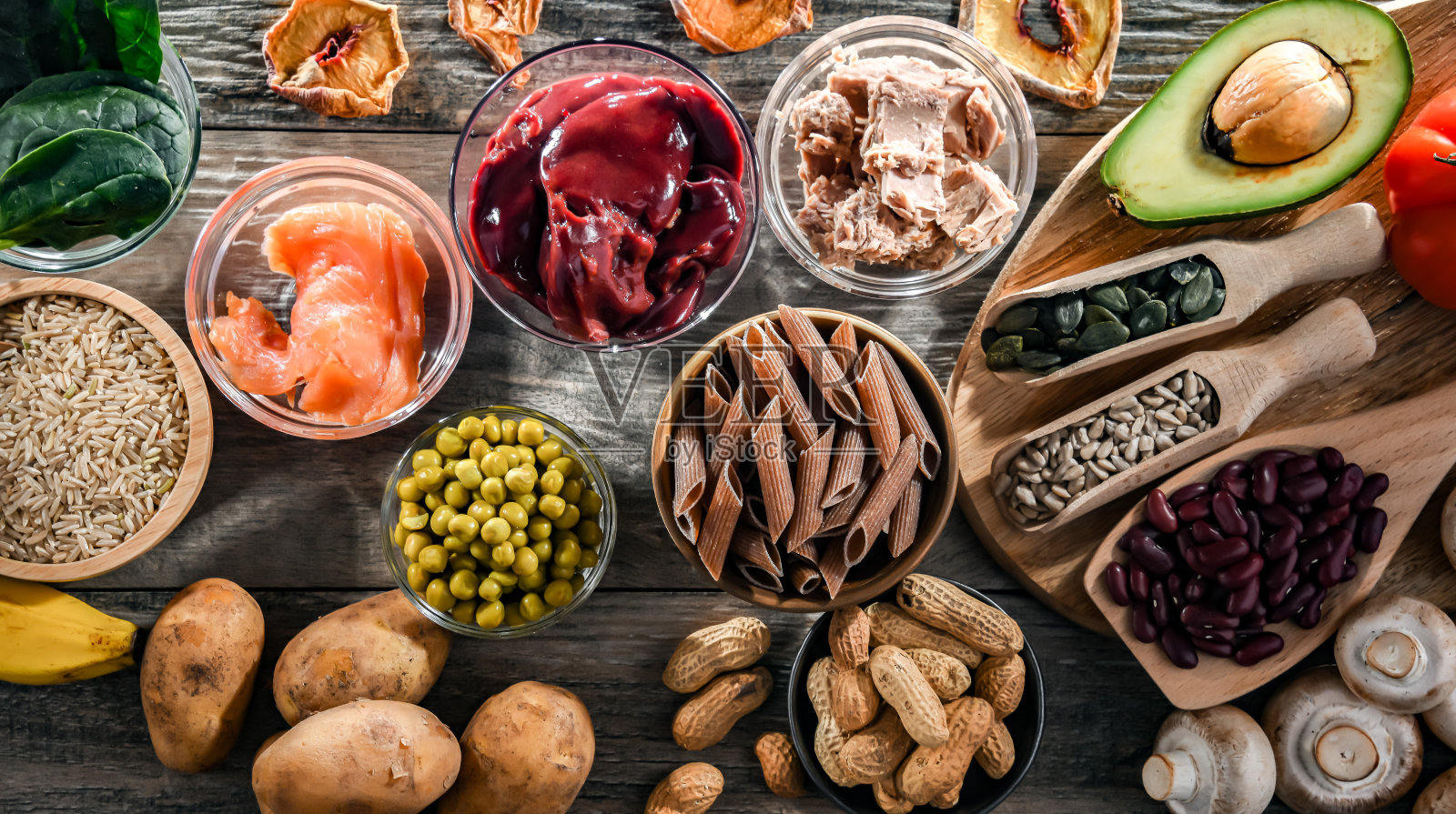 含有丰富烟酸的食品成分照片摄影图片