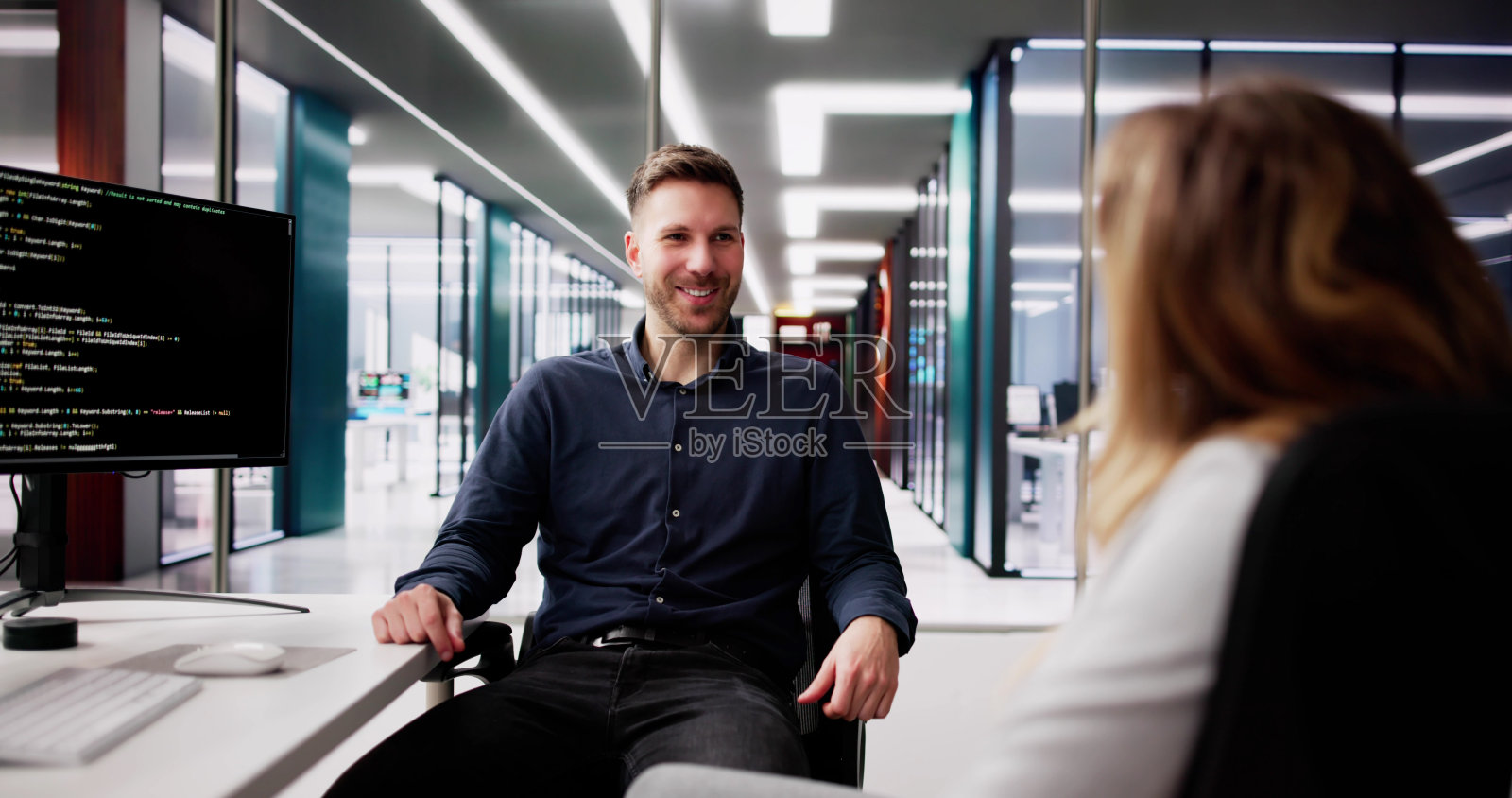 商务男士面试照片摄影图片