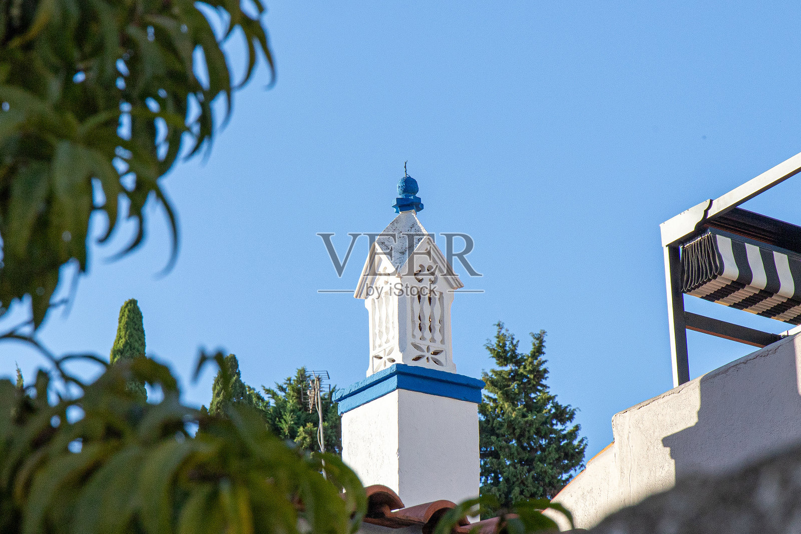 烟囱在葡萄牙-阿尔加维-历史元素的建筑照片摄影图片