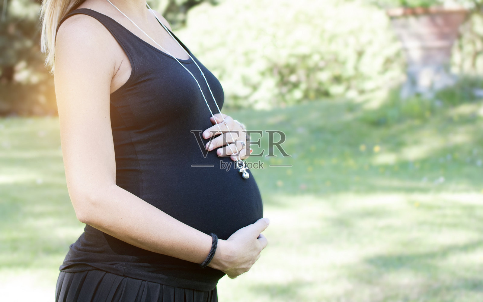 孕妇母亲节照片摄影图片