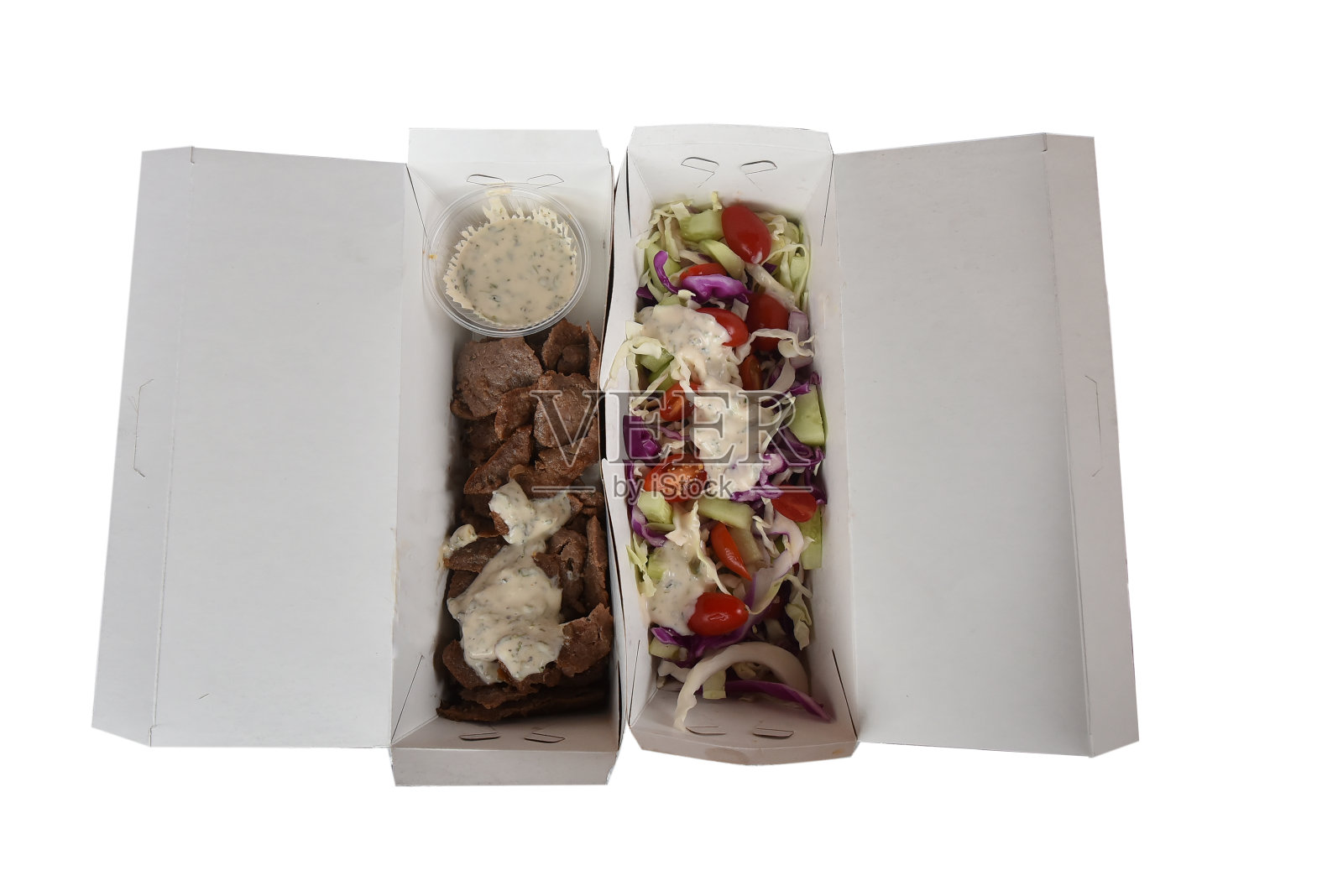 典型的德国食品咖喱香肠配酸菜沙拉口味，包装上用葡萄牙语写着你喜欢的味道照片摄影图片