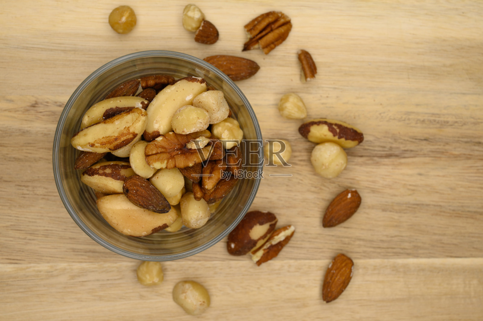 薯片和坚果照片摄影图片