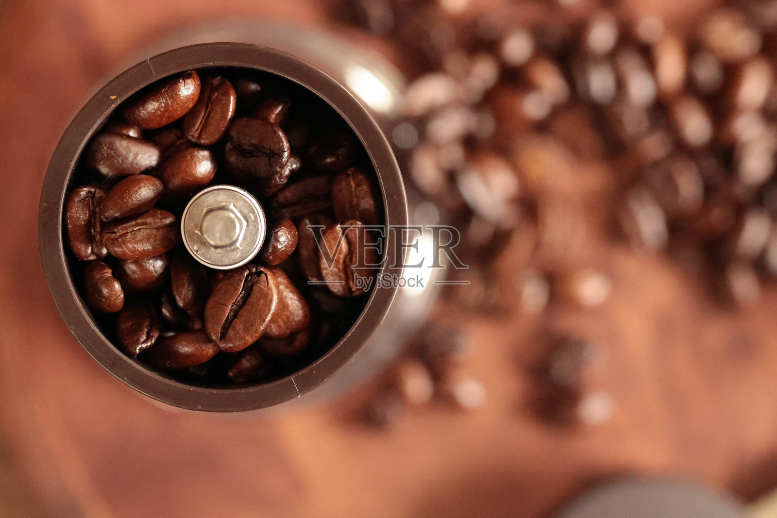 咖啡磨和咖啡豆照片摄影图片