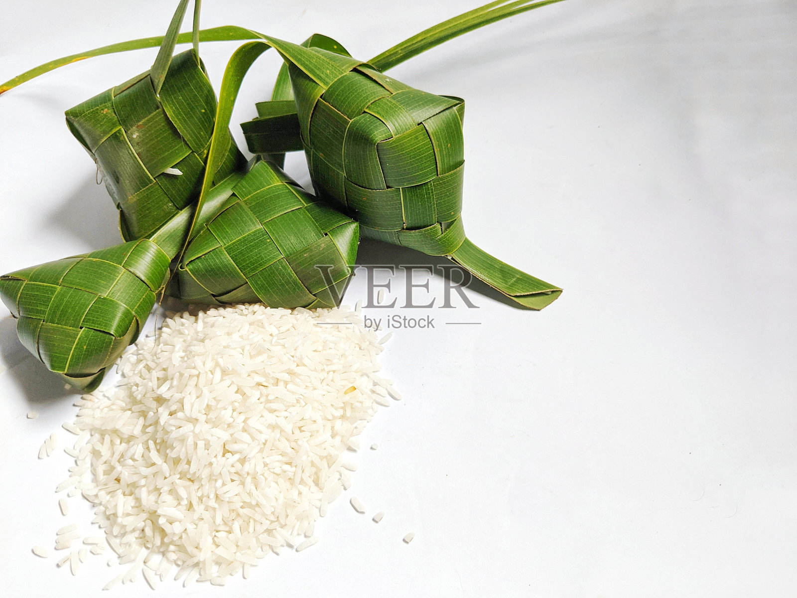 Ayamana ketupat照片摄影图片