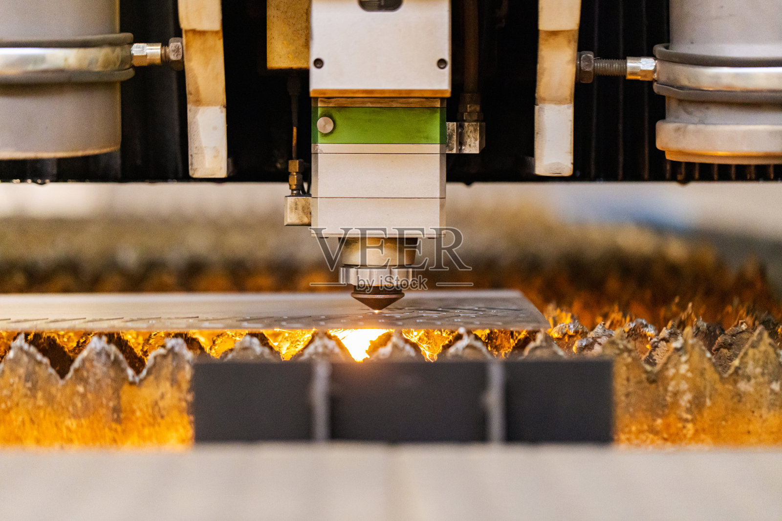 数控等离子体激光器照片摄影图片