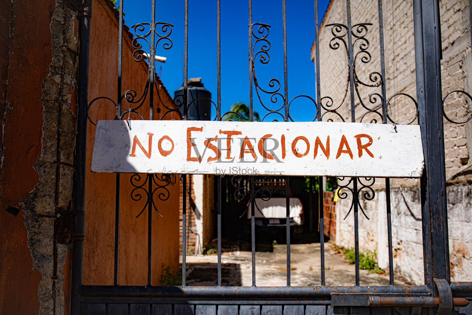 无停车门照片摄影图片