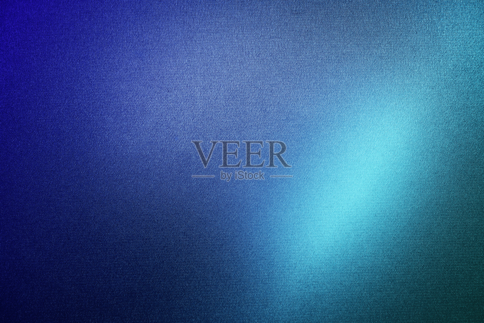 黑色，深紫蓝色，汽油蓝绿色，玉绿色抽象背景。颜色渐变渐变。粗糙的颗粒状噪音。霓虹灯闪闪发光。照片摄影图片