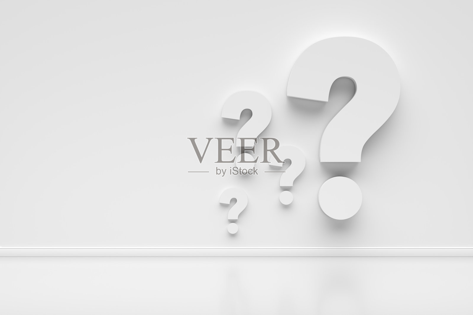 白色墙壁上的问号符号和复制空间。照片摄影图片