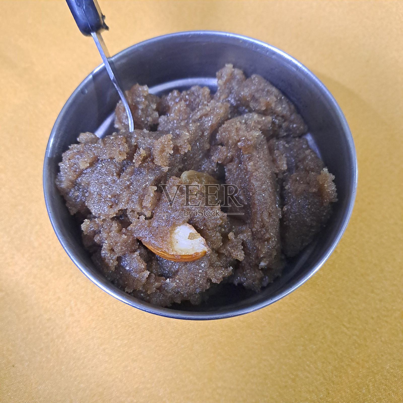 珍珠粟或Bajra Halva照片摄影图片