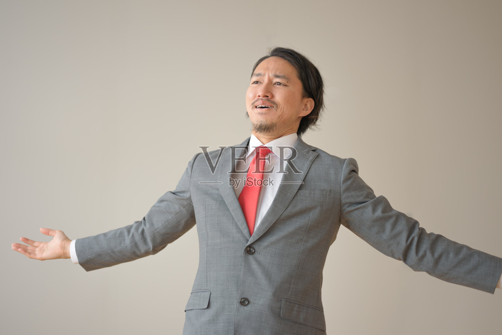 英俊的商人照片摄影图片