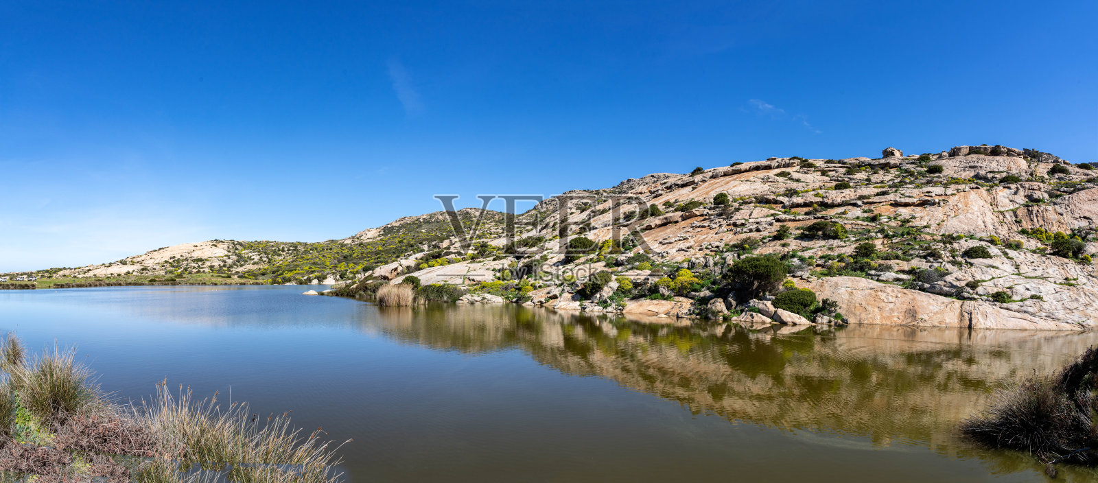 水反射照片摄影图片