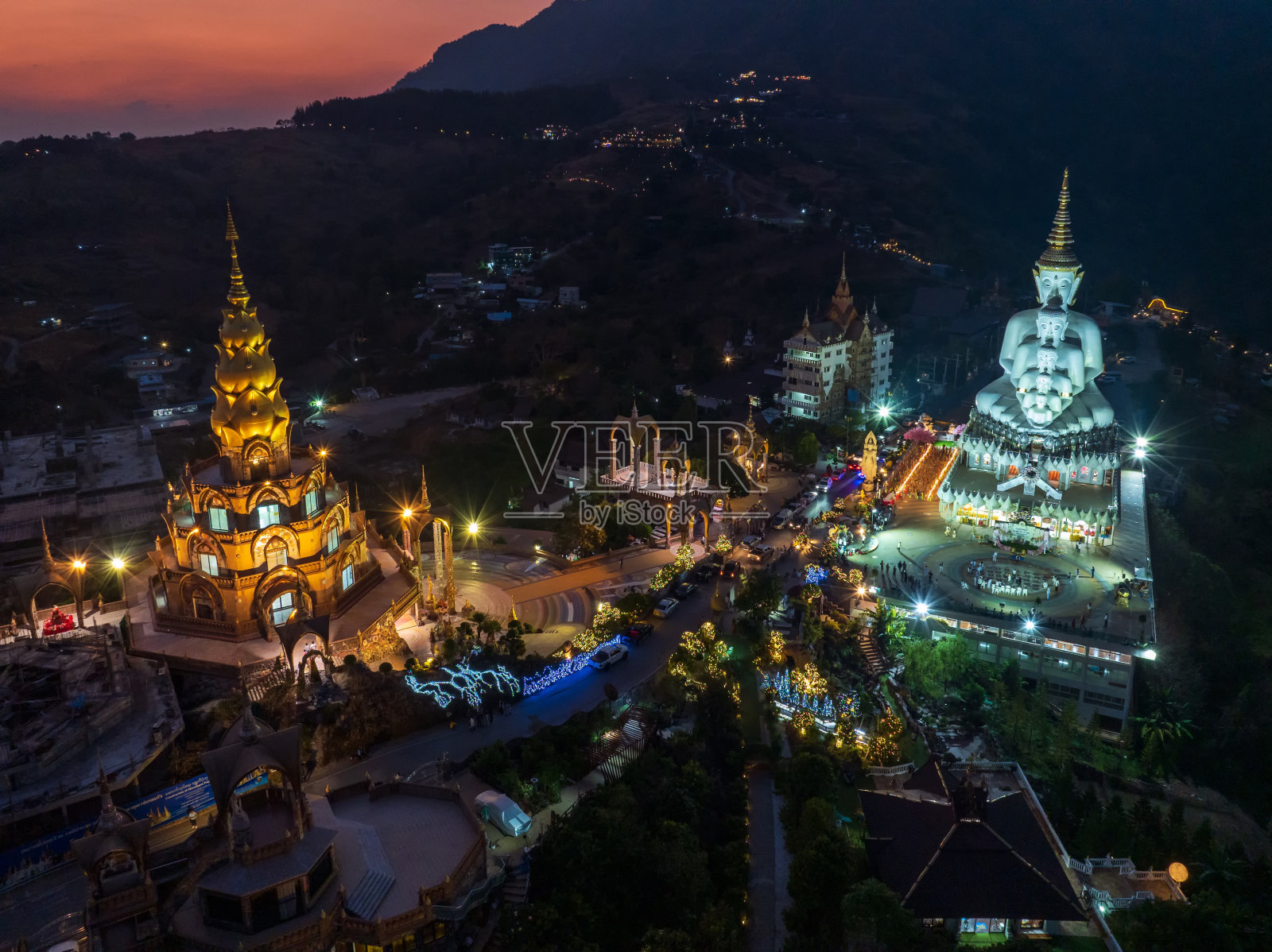 Wat Phra That Pha Son Kaew，泰国碧差汶省Khao Kho区照片摄影图片