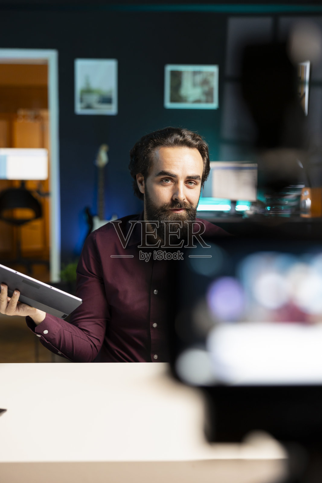 影响工作室电影无线扬声器视频评论技术爱好者照片摄影图片