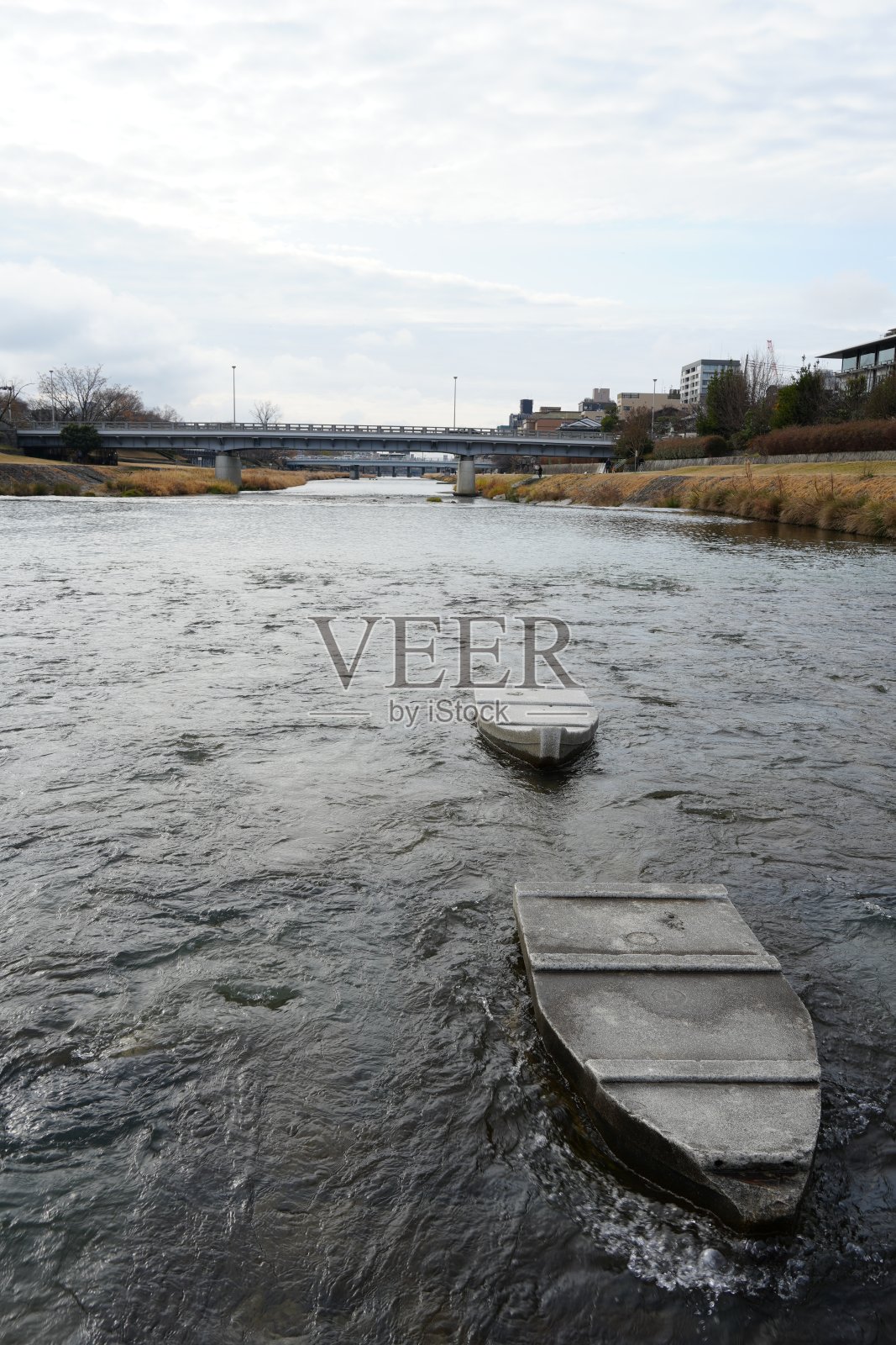 鸭川河照片摄影图片