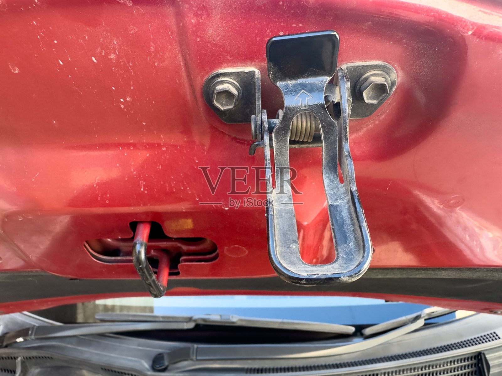 汽车引擎盖或引擎盖锁系统或锁闩特写照片摄影图片