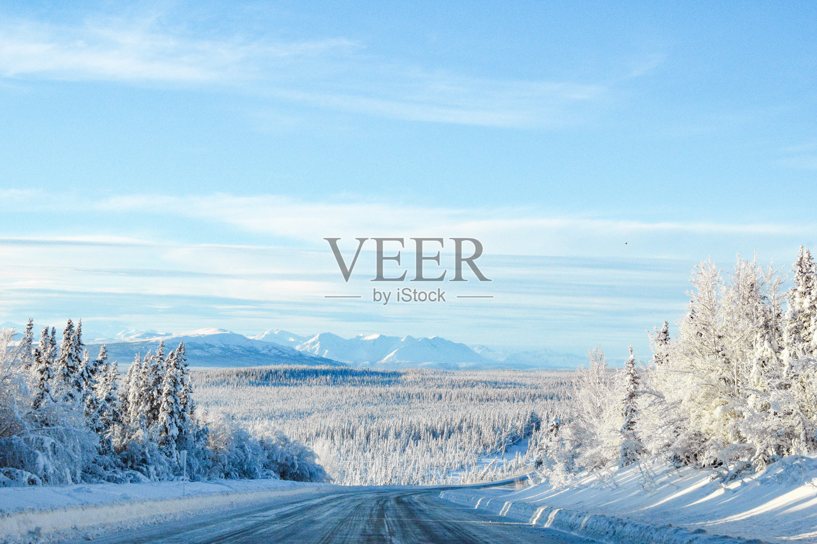 最后边疆的冬季驾驶照片摄影图片