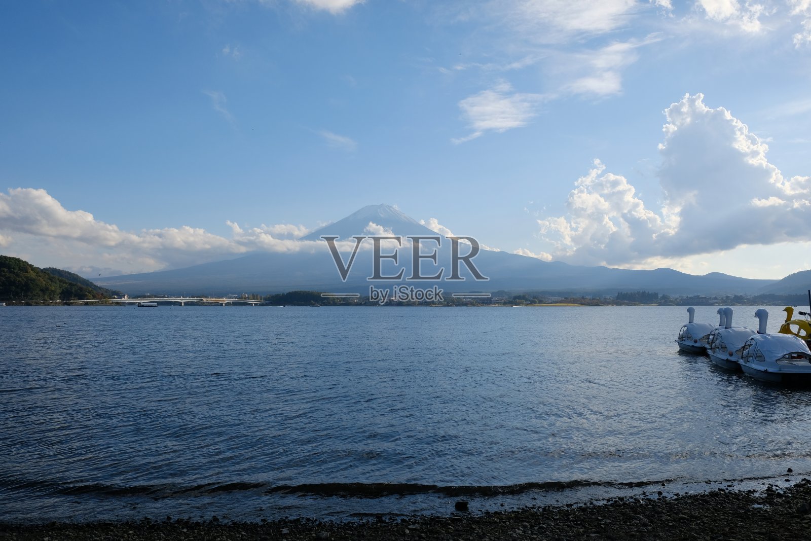 富士山，湖，船照片摄影图片