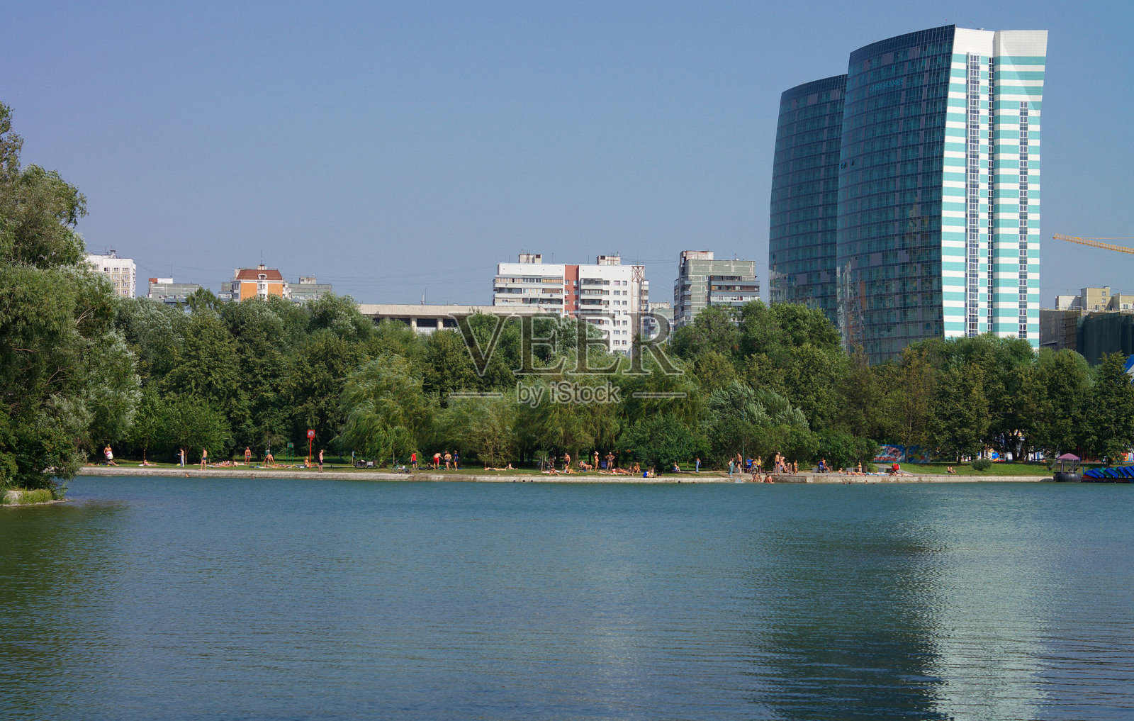 城市公园的夏天照片摄影图片