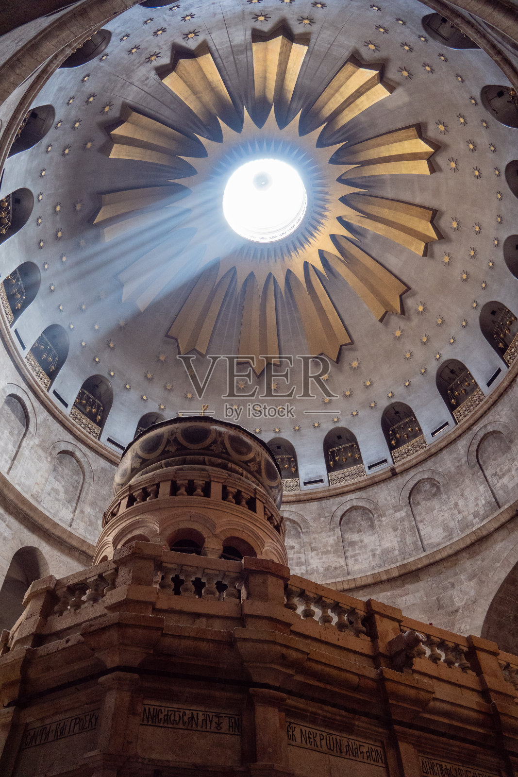 耶路撒冷圣墓教堂，以色列老城历史区照片摄影图片