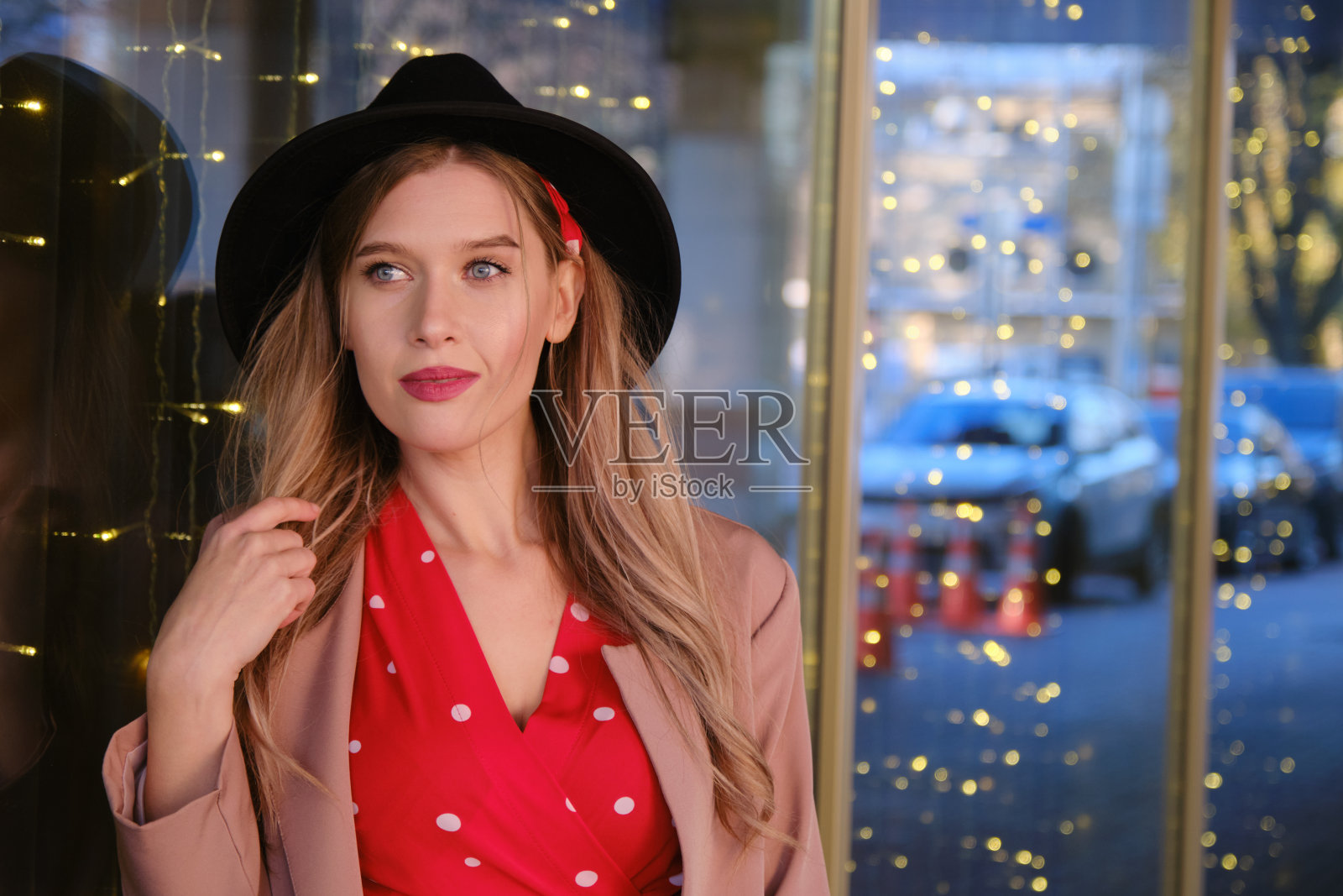 美丽的圣诞女人照片摄影图片