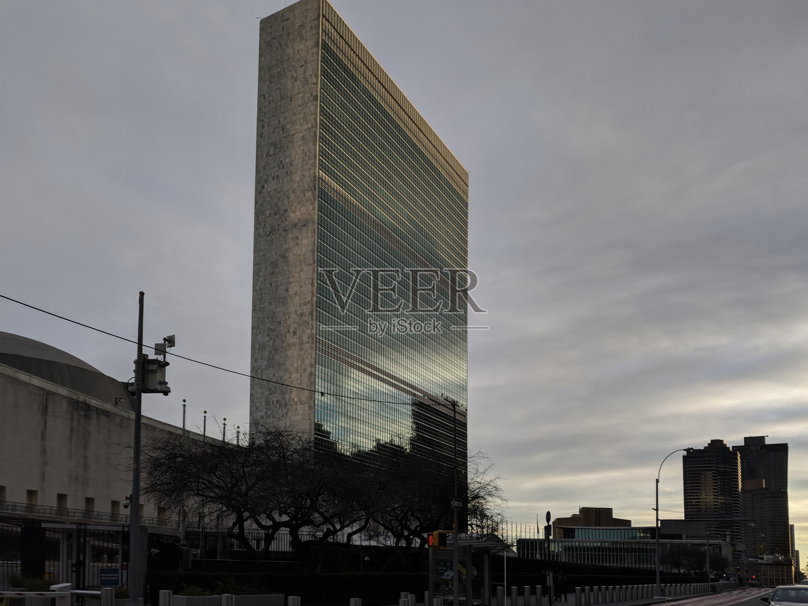 美国纽约州纽约市曼哈顿联合国大厦照片摄影图片