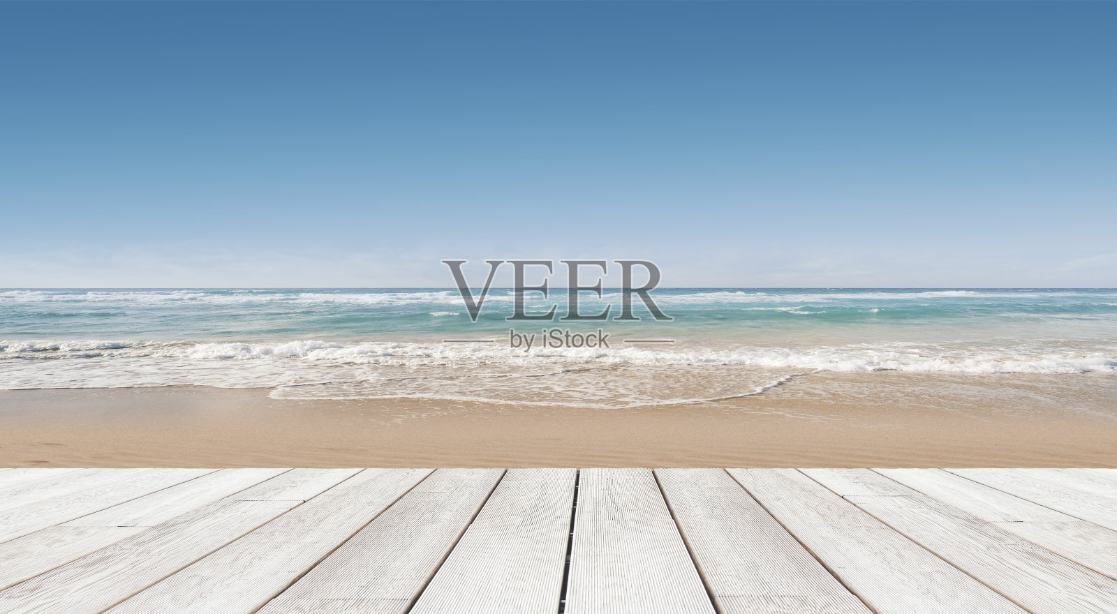 空的海滩景色与海浪的背景照片摄影图片