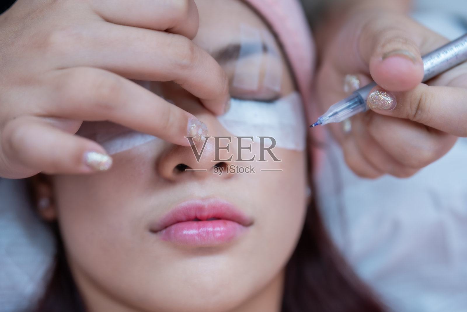 睫毛加长，假睫毛。照片摄影图片