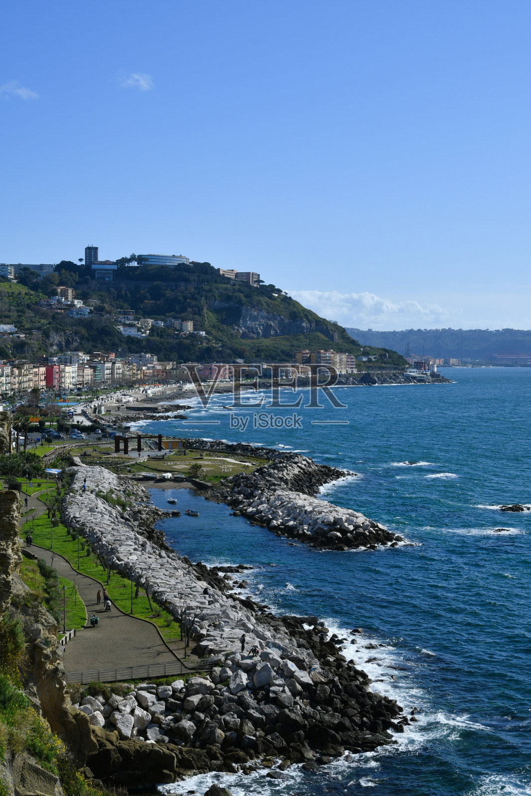意大利的波佐利镇。照片摄影图片