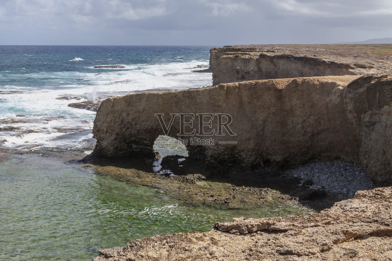 靠近派角的内陆海湾，圣露西，巴巴多斯照片摄影图片