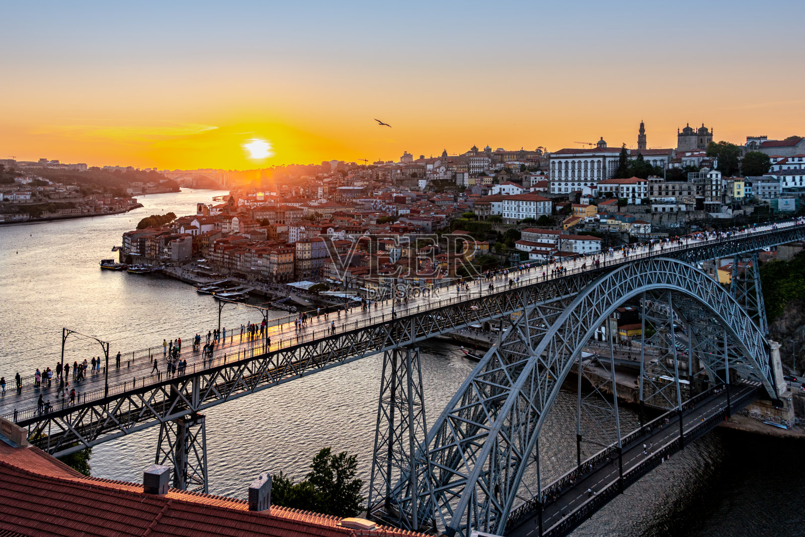 杜罗河上的日落照片摄影图片