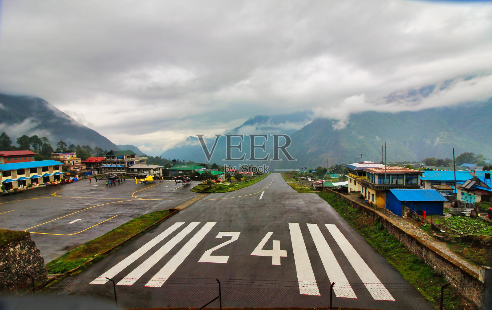即将机场照片摄影图片