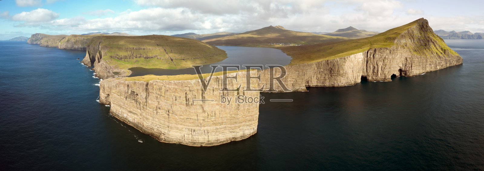 博斯达拉福苏尔法罗群岛的美景照片摄影图片