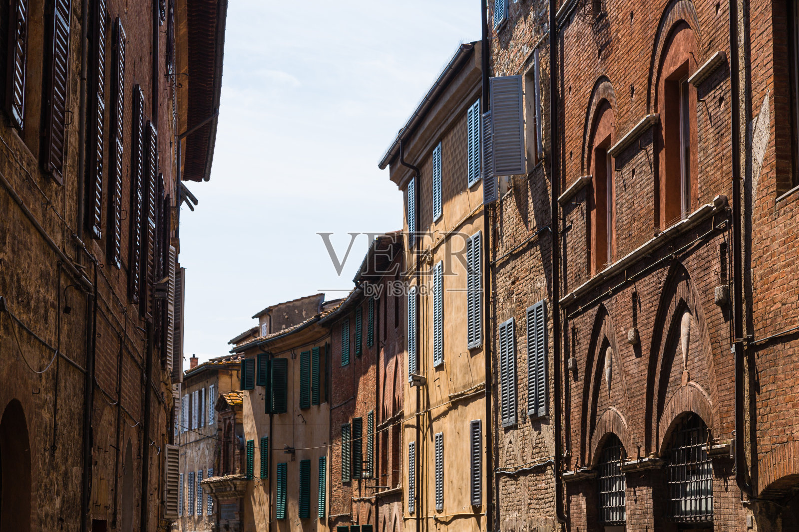 意大利锡耶纳老城的小巷风景照片摄影图片