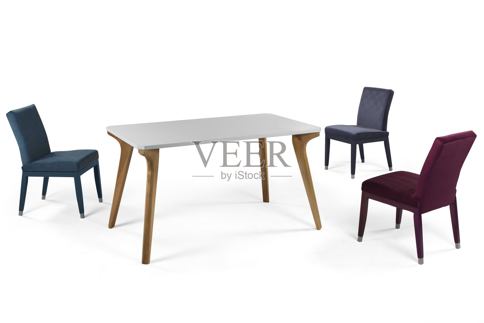 桌子和椅子。餐桌照片摄影图片