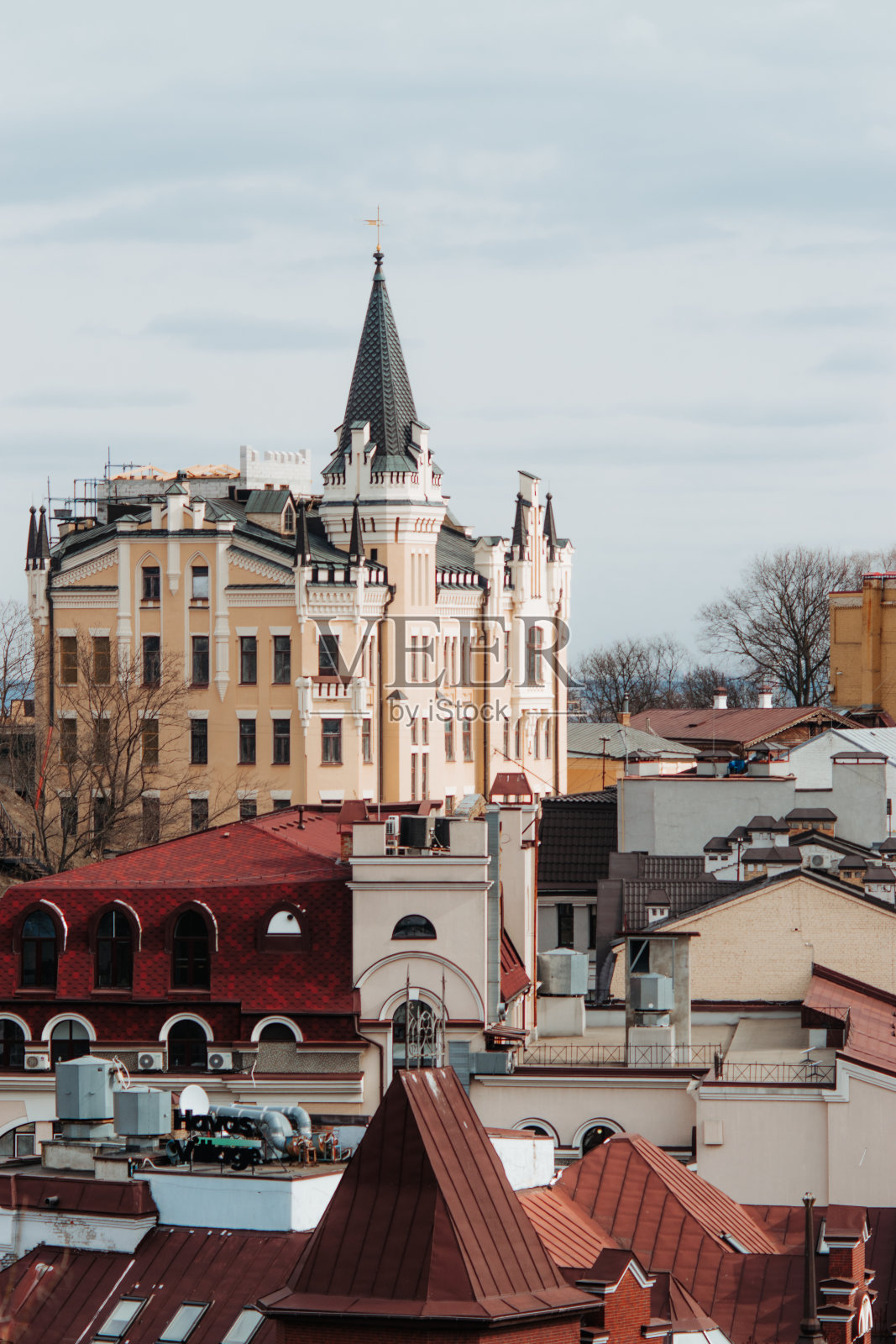 基辅的春天，Vozdvizhenka照片摄影图片