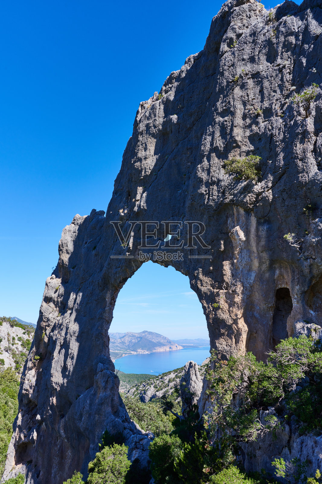 撒丁岛的天然拱门照片摄影图片