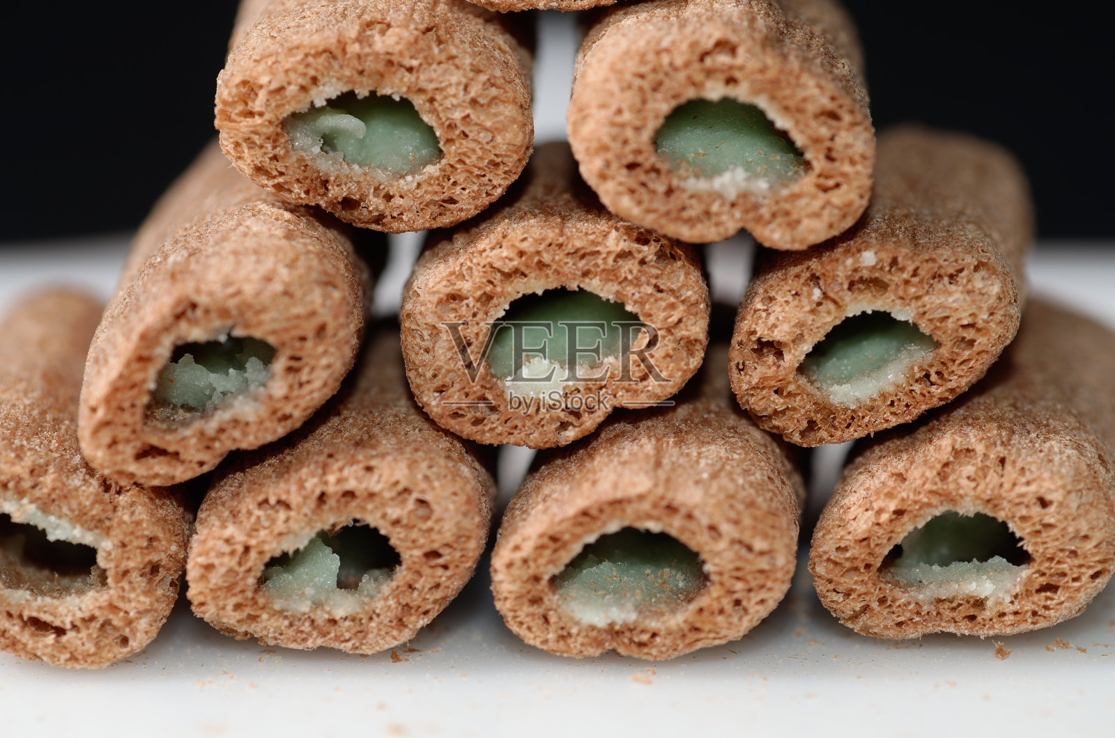 奶油玉米卷。照片摄影图片