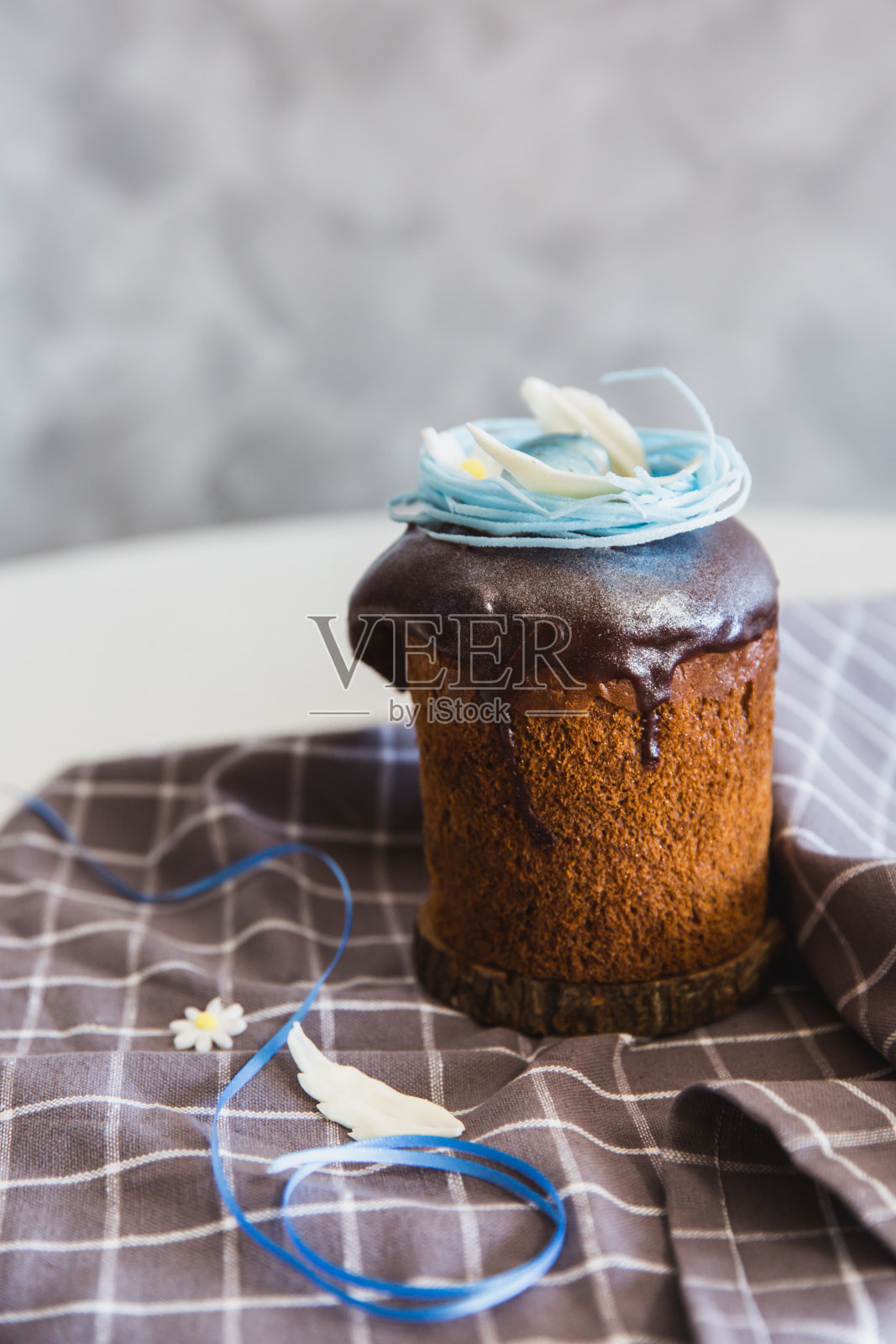 复活节蛋糕-传统的Kulich，复活节面包。传统的复活节春天照片摄影图片