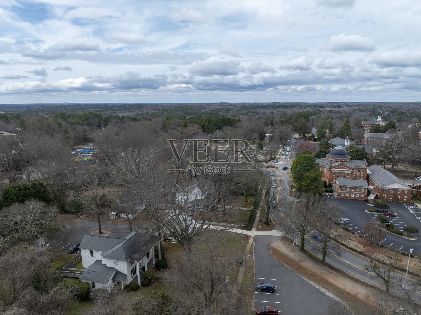 维克森林市中心的航拍照片照片摄影图片